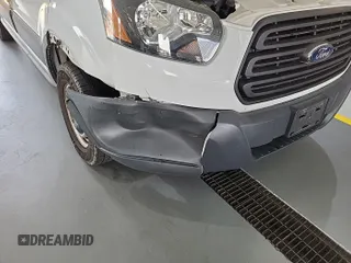 2015 Ford Transit Cargo с VIN 1FTNR1ZM4FKA55197, выставлен на аукционе IAAI как лот 42586995 с пробегом 102 801 миль миль и . История ставок и продаж доступна на DreamBid. Изображение 1.