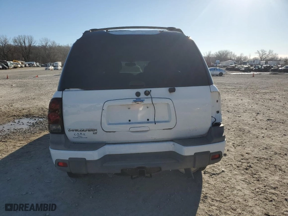 2005 Chevrolet TrailBlazer LS with VIN 1GNET16S556188909, listed as a Copart auction lot 83919684 with 179,484 mi miles and Clean Title. Bid and sale history available at carsss.com. Image 6.