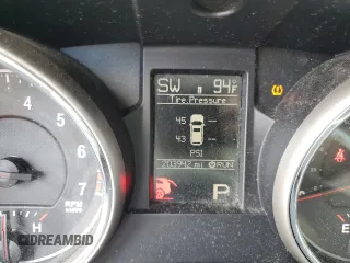 2011 Jeep Grand Cherokee Laredo with VIN 1J4RR4GG6BC538074, listed as a Copart auction lot 60231465 with 203,942 mi miles and Salvage title. Bid and sale history available at DreamBid. Image 9.