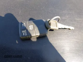 1996 Chevrolet Blazer z VIN 1GNDT13W7T2254321, wystawiony jako IAAI lot #42222288 z przebiegiem Nie podano mil oraz . Historia ofert i sprzedaży dostępna na DreamBid. Obrazek 11.