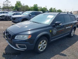 2008 Volvo XC70 z VIN YV4BZ982181014937, wystawiony jako IAAI lot #42394271 z przebiegiem 153 840 mil mil oraz . Historia ofert i sprzedaży dostępna na DreamBid. Obrazek 2.