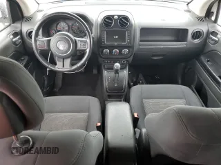 2011 Jeep Compass with VIN 1J4NT1FB8BD138161, listed as a Copart auction lot 73679894 with 199,735 mi miles and Salvage Title. Bid and sale history available at carsss.com. Image 8.