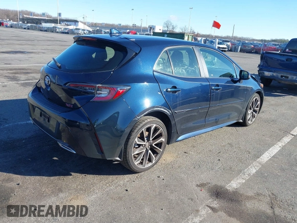 2020 Toyota Corolla Hatchback XSE with VIN JTNC4RBE8L3085053, listed as a IAAI auction lot 41134475 with 51,287 mi miles. Bid and sale history available at carsss.com. Image 4.