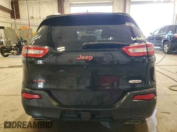 2015 Jeep Cherokee Latitude с VIN 1C4PJMCS1FW546067, выставлен на аукционе Copart как лот 63024585 с пробегом 188 112 миль миль и На запчасти • Non repairable. История ставок и продаж доступна на DreamBid. Изображение 6.