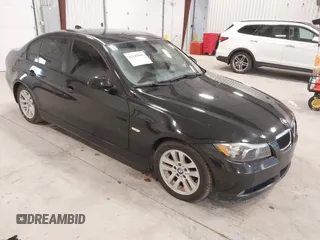 2006 BMW 3 Series 325i with VIN WBAVB13516KX42866, listed as a IAAI auction lot 42147981 with 194,693 mi miles. Bid and sale history available at carsss.com. Image 1.