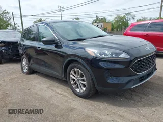 2022 Ford Escape SE z VIN 1FMCU0G6XNUA47642, wystawiony jako IAAI lot #42265400 z przebiegiem 92 779 mil mil oraz . Historia ofert i sprzedaży dostępna na DreamBid. Obrazek 1.