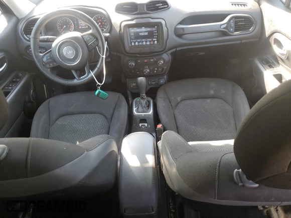 2020 Jeep Renegade Latitude with VIN ZACNJBBBXLPL40104, listed as a Copart auction lot 47108235 with 62,057 mi miles and Salvage Title. Bid and sale history available at carsss.com. Image 8.