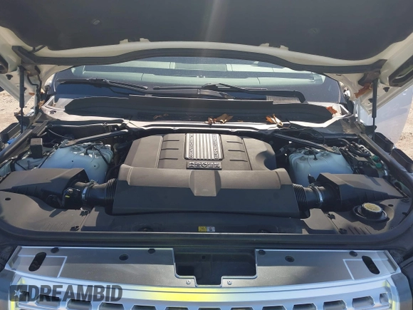 2014 Land Rover Range Rover HSE with VIN SALGS2WF0EA173141, listed as a IAAI auction lot 41822539 with 78,584 mi miles and . Bid and sale history available at DreamBid. Image 10.