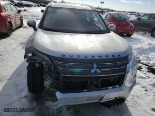 2024 Mitsubishi Outlander SE with VIN JA4J4VA8XRZ608024, listed as a Copart auction lot 45488955 with 11,283 mi miles and Salvage Title. Bid and sale history available at carsss.com. Image 5.