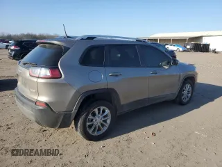2021 Jeep Cherokee Latitude with VIN 1C4PJLCB0MD134368, listed as a Copart auction lot 86053164 with 64,513 mi miles and Salvage Title. Bid and sale history available at carsss.com. Image 3.