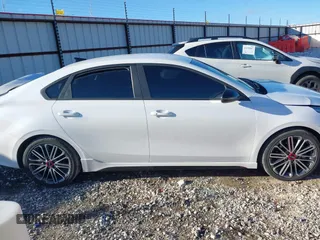 2022 Kia Forte GT with VIN 3KPF44ACXNE462109, listed as a IAAI auction lot 41218150 with 39,952 mi miles. Bid and sale history available at carsss.com. Image 14.