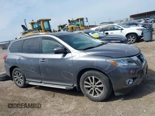 2015 Nissan Pathfinder S with VIN 5N1AR2MN3FC659737, listed as a IAAI auction lot 42238190 with 154,763 mi miles and . Bid and sale history available at DreamBid. Image 14.