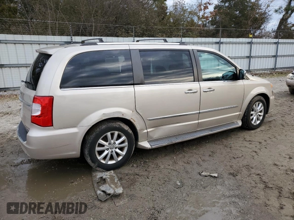 2015 Chrysler Town & Country Limited Platinum with VIN 2C4RC1GG5FR718245, listed as a Copart auction lot 43804265 with 106,123 mi miles and Salvage Title. Bid and sale history available at carsss.com. Image 3.