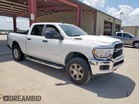 2024 Ram 2500 Big Horn with VIN 3C6UR5DJ9RG387185, listed as a Copart auction lot 61833355 with 10,213 mi miles and Clean title. Bid and sale history available at DreamBid. Image 4.