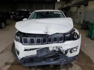 2021 Jeep Compass Altitude with VIN 3C4NJDBB4MT520798, listed as a Copart auction lot 58846915 with 51,819 mi miles and Non repairable. Bid and sale history available at DreamBid. Image 5.