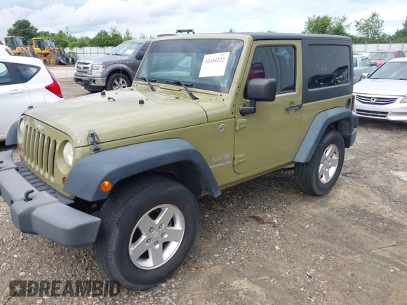 2013 Jeep Wrangler Sport z VIN 1C4AJWAG8DL535534, wystawiony jako IAAI lot #42454222 z przebiegiem 120 355 mil mil oraz . Historia ofert i sprzedaży dostępna na DreamBid. Obrazek 18.