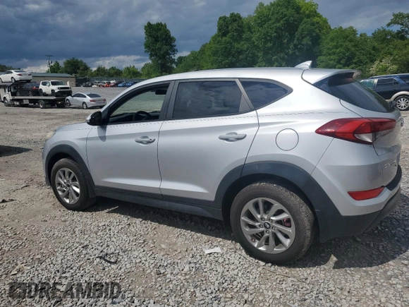 2017 Hyundai Tucson SE z VIN KM8J23A45HU306130, wystawiony jako Copart lot #55760375 z przebiegiem 106 294 mil mil oraz Czysty tytuł • Clean title. Historia ofert i sprzedaży dostępna na DreamBid. Obrazek 2.