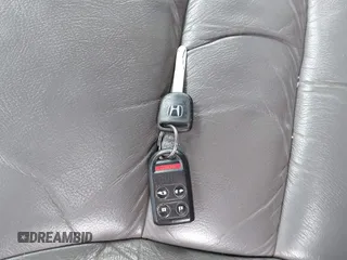 2008 Honda Odyssey EX-L с VIN 5FNRL38788B094336, выставлен на аукционе IAAI как лот 42042171 с пробегом 211 514 миль миль и . История ставок и продаж доступна на DreamBid. Изображение 11.