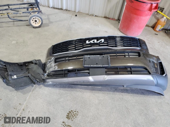 2022 Kia Telluride S with VIN 5XYP6DHC2NG285465, listed as a Copart auction lot 55396215 with 36,548 mi miles and Salvage title. Bid and sale history available at DreamBid. Image 13.