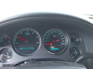 2008 Chevrolet Avalanche LT w/2LT with VIN 3GNEC12018G104236, listed as a IAAI auction lot 42059800 with 239,869 mi miles. Bid and sale history available at carsss.com. Image 7.