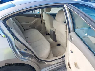 2012 Nissan Altima 2.5 S with VIN 1N4AL2AP6CN555762, listed as a IAAI auction lot 42028780 with 64,133 mi miles. Bid and sale history available at carsss.com. Image 8.