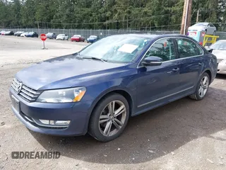 2015 Volkswagen Passat 2.0L TDI SEL Premium with VIN 1VWCV7A32FC013627, listed as a IAAI auction lot 41979341 with 175,728 mi miles. Bid and sale history available at carsss.com. Image 17.