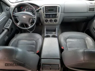 2003 Ford Explorer XLT z VIN 1FMZU73K53ZA48672, wystawiony jako Copart lot #64274985 z przebiegiem 217 704 mil mil oraz Nie do naprawy • Non repairable. Historia ofert i sprzedaży dostępna na DreamBid. Obrazek 8.