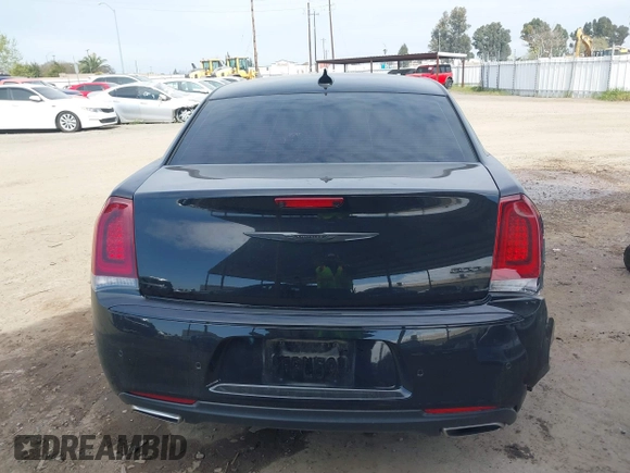 2022 Chrysler 300 Touring L with VIN 2C3CCADG7NH262848, listed as a IAAI auction lot 41777821 with 29,618 mi miles. Bid and sale history available at carsss.com. Image 17.