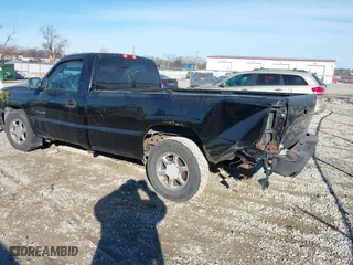 2006 Chevrolet Silverado 1500 Work Truck with VIN 3GCEC14X96G261609, listed as a IAAI auction lot 41423409 with 149,891 mi miles. Bid and sale history available at carsss.com. Image 3.