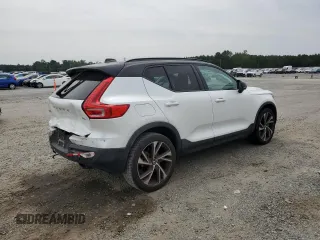 2019 Volvo XC40 R-Design z VIN YV4AC2HM5K2118760, wystawiony jako Copart lot #68668534 z przebiegiem 106 810 mil mil oraz Szkoda całkowita • Salvage title. Historia ofert i sprzedaży dostępna na DreamBid. Obrazek 3.