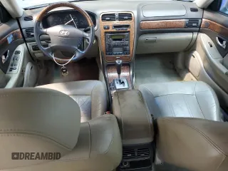 2004 Hyundai XG with VIN KMHFU45E54A321134, listed as a Copart auction lot 79103974 with 110,734 mi miles and Clean Title. Bid and sale history available at carsss.com. Image 8.