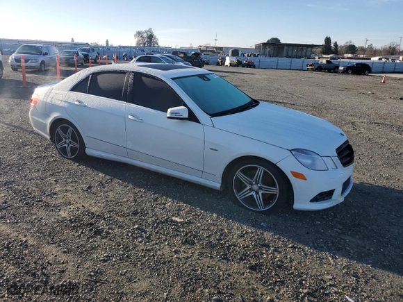 2011 Mercedes-Benz E-Class E 350 Luxury BlueTEC with VIN WDDHF2EB6BA465084, listed as a Copart auction lot 41384135 with 141,681 mi miles and Salvage Title. Bid and sale history available at carsss.com. Image 4.