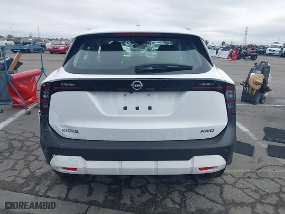 2025 Nissan Kicks S with VIN 3N8AP6BB4SL319106, listed as a IAAI auction lot 41536161 with 8,697 mi miles. Bid and sale history available at carsss.com. Image 16.