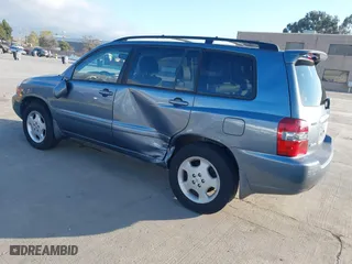 2006 Toyota Highlander w/3rd Row with VIN JTEEP21A560157211, listed as a IAAI auction lot 41879638 with 176,010 mi miles. Bid and sale history available at carsss.com. Image 3.