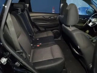 2020 Nissan Rogue SV z VIN JN8AT2MT0LW039933, wystawiony jako Copart lot #82668114 z przebiegiem 95 845 mil mil oraz Szkoda całkowita • Salvage title. Historia ofert i sprzedaży dostępna na DreamBid. Obrazek 11.