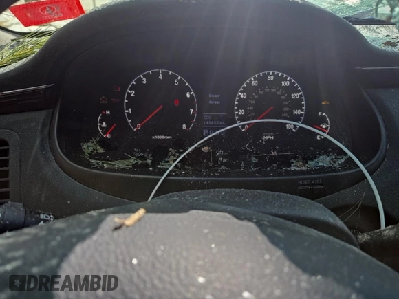 2011 Hyundai Azera Limited with VIN KMHFC4DF1BA544460, listed as a Copart auction lot 48556125 with 148,693 mi miles and Salvage Title. Bid and sale history available at DreamBid. Image 9.