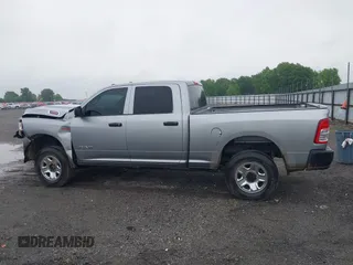 2022 Ram 2500 Tradesman with VIN 3C6UR5CJ2NG253565, listed as a IAAI auction lot 42230918 with 50,050 mi miles and . Bid and sale history available at DreamBid. Image 14.