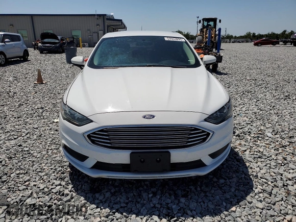 2017 Ford Fusion SE с VIN 3FA6P0H78HR297270, выставлен на аукционе Copart как лот 53553895 с пробегом 143 994 миль миль и Списание • Salvage title. История ставок и продаж доступна на DreamBid. Изображение 5.