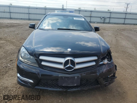 2013 Mercedes-Benz C 250 с VIN WDDGJ4HB7DF973202, выставлен на аукционе Copart как лот 63938445 с пробегом 47 883 миль миль и Списание • Salvage title. История ставок и продаж доступна на DreamBid. Изображение 5.