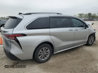 2022 Toyota Sienna XLE with VIN 5TDYRKEC5NS123868, listed as a Copart auction lot 50550835 with 37,350 mi miles and Salvage Title. Bid and sale history available at DreamBid. Image 3.