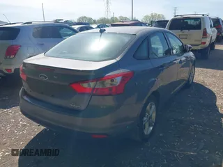 2013 Ford Focus SE with VIN 1FADP3F25DL351343, listed as a IAAI auction lot 42142367 with 146,850 mi miles. Bid and sale history available at carsss.com. Image 4.
