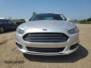 2016 Ford Fusion SE z VIN 3FA6P0HD0GR401822, wystawiony jako Copart lot #64350035 z przebiegiem 145 166 mil mil oraz Czysty tytuł • Clean title. Historia ofert i sprzedaży dostępna na DreamBid. Obrazek 5.