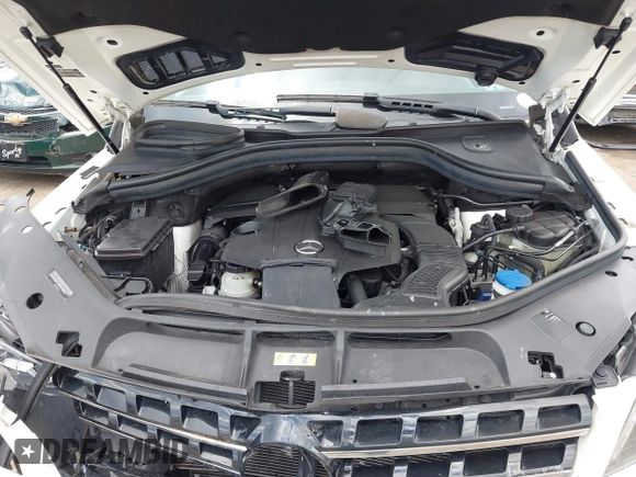2015 Mercedes-Benz M 400 with VIN 4JGDA5GB8FA481715, listed as a IAAI auction lot 39877227 with 113,417 mi miles and . Bid and sale history available at DreamBid. Image 10.