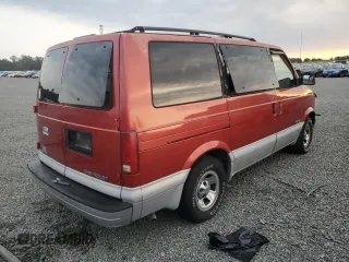 2000 Chevrolet Astro with VIN 1GNDM19W6YB112523, listed as a Copart auction lot 76586954 with Not Provided miles and Salvage Title. Bid and sale history available at carsss.com. Image 3.