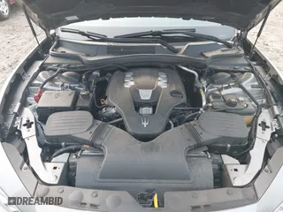 2014 Maserati Ghibli with VIN ZAM57XSA9E1082923, listed as a IAAI auction lot 41110273 with 91,551 mi miles. Bid and sale history available at carsss.com. Image 10.