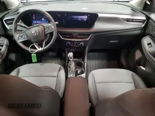 2024 Buick Encore GX Preferred z VIN KL4AMCSL4RB001410, wystawiony jako Copart lot #57526955 z przebiegiem 2 565 mil mil oraz Szkoda całkowita • Salvage title. Historia ofert i sprzedaży dostępna na DreamBid. Obrazek 8.