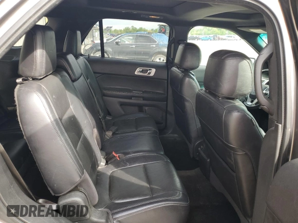 2011 Ford Explorer XLT z VIN 1FMHK7D8XBGA76613, wystawiony jako Copart lot #55568695 z przebiegiem 124 631 mil mil oraz Szkoda całkowita • Salvage title. Historia ofert i sprzedaży dostępna na DreamBid. Obrazek 11.