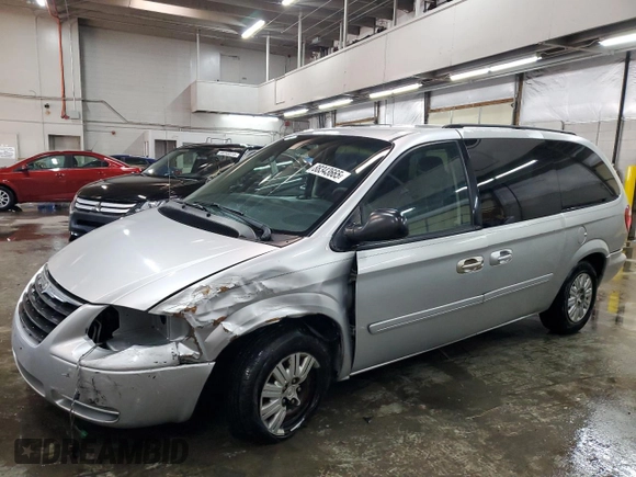 2007 Chrysler Town & Country LWB LX with VIN 2A4GP44R57R353256, listed as a Copart auction lot 88343665 with 178,957 mi miles and Salvage Title. Bid and sale history available at carsss.com. Image 1.