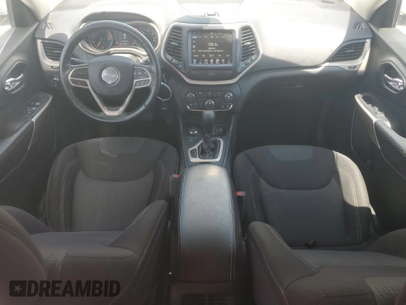 2017 Jeep Cherokee Latitude with VIN 1C4PJMCB6HD215855, listed as a Copart auction lot 63492755 with 155,936 mi miles and Clean title. Bid and sale history available at DreamBid. Image 8.