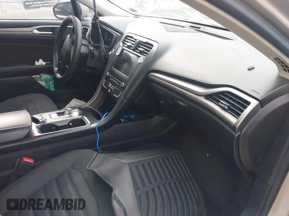 2017 Ford Fusion SE with VIN 3FA6P0HD0HR268898, listed as a IAAI auction lot 41940765 with 128,509 mi miles and . Bid and sale history available at DreamBid. Image 5.